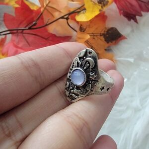 Vintage-Inspired Ring with Blue Stone Size 9